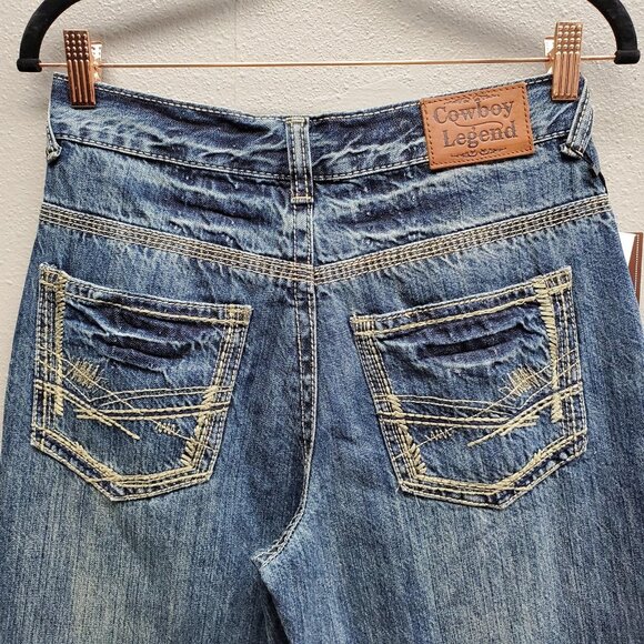 Cowboy Legend Jeans Womens Size 18 Blue Straight Leg Embroidered Pockets Western - Picture 1 of 15